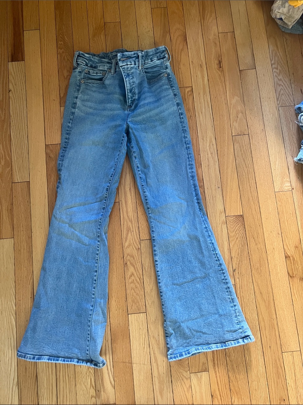 American Eagle Outfitters Light Blue High-Rise Flare Jeans